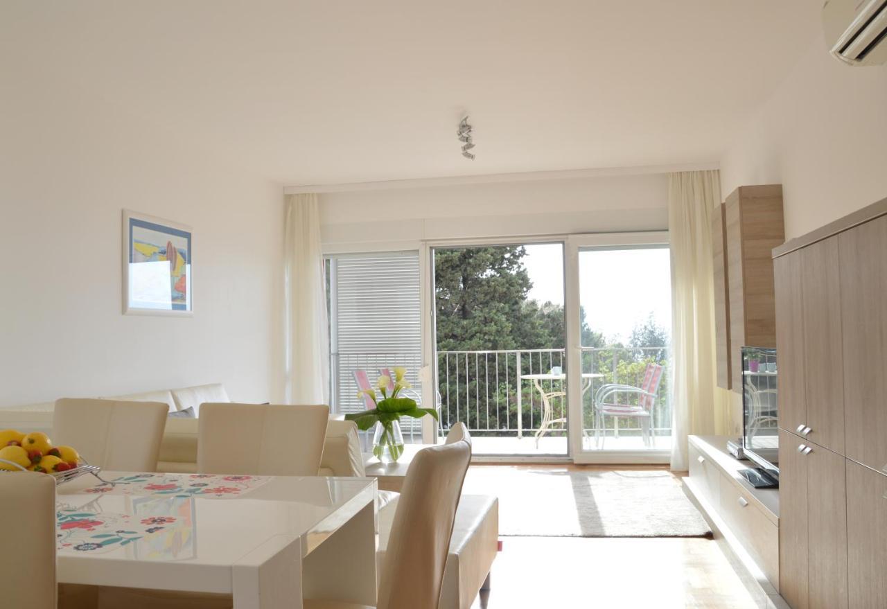 Apartment Silvija Sea View Умаг Екстер'єр фото